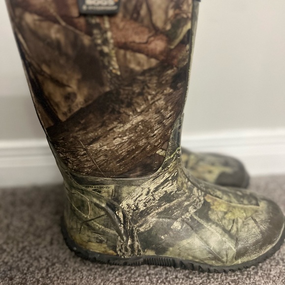 Bogs boys youth size 4 mossy oak waterproof (-30) boots worn one season - Picture 5 of 5